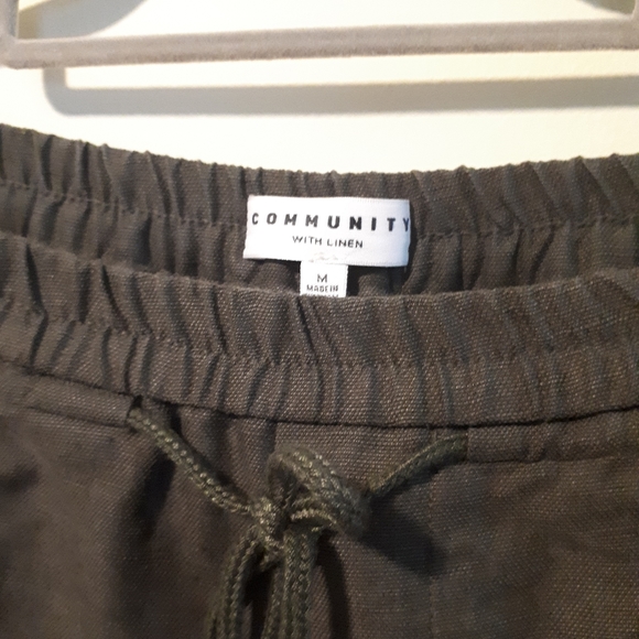 Community shorts with linen - Picture 2 of 3